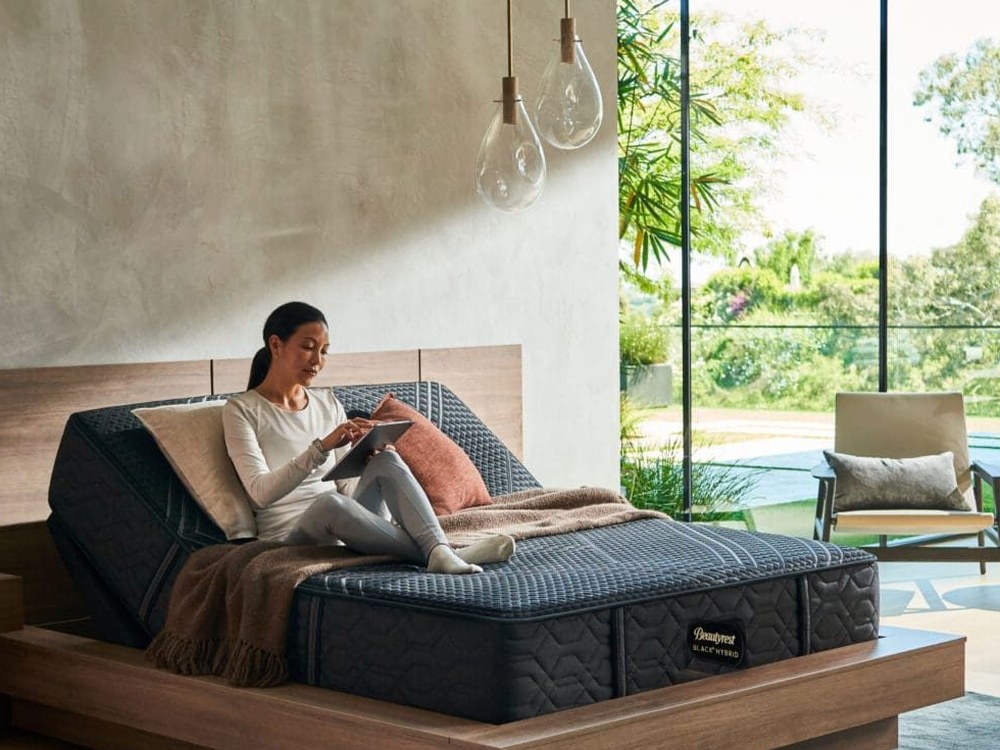 Beautyrest Black Hybrid - Shop Black Hybrid