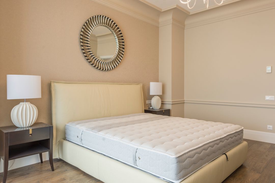 Beautyrest World Class Level 4 Medium Apex Top 14" Pillow Top